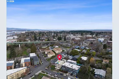 8527 N Edison St, Portland, OR 97203 - Photo 3