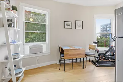 1714 NW Couch St #7, Portland, OR 97209 - Photo 7
