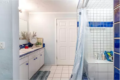 885 66th St, Springfield, OR 97478 - Photo 23