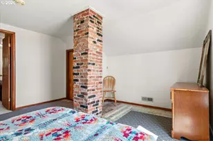 90 E B St, Halsey, OR 97348 - Photo 27