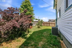 90 E B St, Halsey, OR 97348 - Photo 39