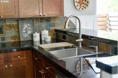 502 NE Prescott St, Portland, OR 97211 - Photo 15