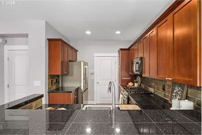 502 NE Prescott St, Portland, OR 97211 - Photo 13