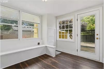 2014 E St, Vancouver, WA 98663 - Photo 11