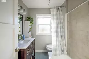 8038 SE Salmon St, Portland, OR 97215 - Photo 25