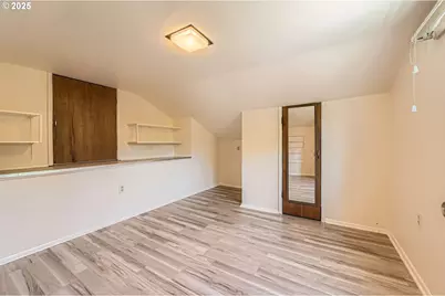 9832 N Van Houten Ave, Portland, OR 97203 - Photo 25