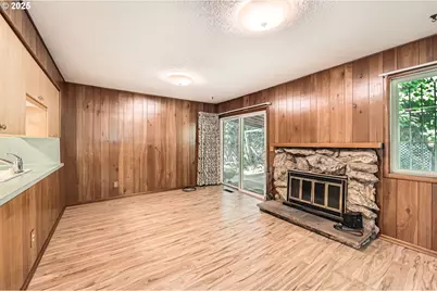 9832 N Van Houten Ave, Portland, OR 97203 - Photo 15