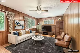 9832 N Van Houten Ave, Portland, OR 97203 - Photo 9