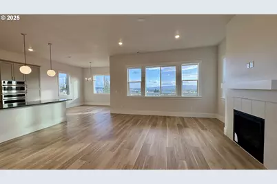 11798 SW 182nd Ave, Beaverton, OR 97007 - Photo 3