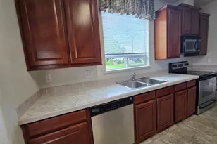 624 Dufur Ave, Maupin, OR 97037 - Photo 15