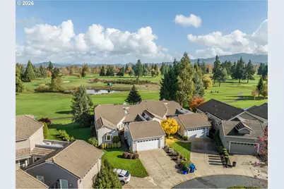 370 Magnolia Dr, Creswell, OR 97426 - Photo 3