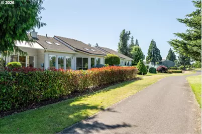 370 Magnolia Dr, Creswell, OR 97426 - Photo 11