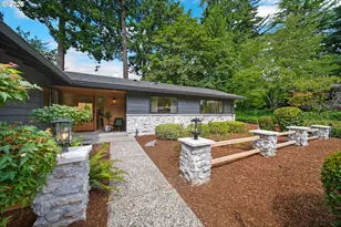 2335 SW Imperial Ct, Portland, OR 97225 - Photo 5