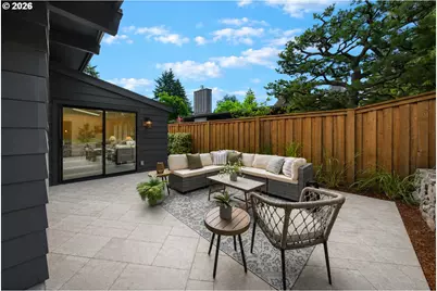 2335 SW Imperial Ct, Portland, OR 97225 - Photo 37