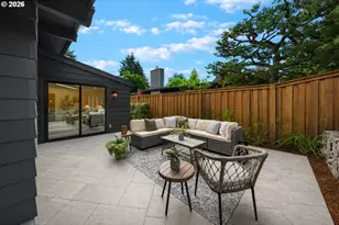 2335 SW Imperial Ct, Portland, OR 97225 - Photo 37