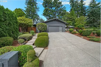 2335 SW Imperial Ct, Portland, OR 97225 - Photo 3