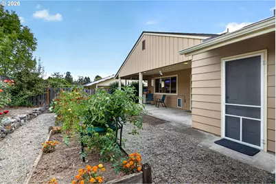 12525 SW Prince Edward Ct, Portland, OR 97224 - Photo 25