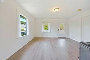 1887 Madrona St, North Bend, OR 97459 - Photo 25