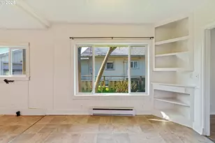 1887 Madrona St, North Bend, OR 97459 - Photo 21