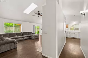 432 Taz Ln, Eugene, OR 97404 - Photo 5