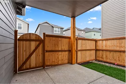 8271 SE Quincy St, Hillsboro, OR 97123 - Photo 23