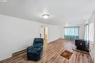 90828 Henderson Ln, Coos Bay, OR 97420 - Photo 11