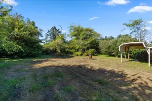 90828 Henderson Ln, Coos Bay, OR 97420 - Photo 5