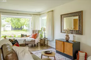 10910 NE Hancock St, Portland, OR 97220 - Photo 5