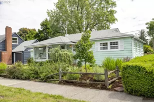 10910 NE Hancock St, Portland, OR 97220 - Photo 3