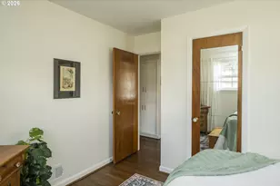10910 NE Hancock St, Portland, OR 97220 - Photo 23