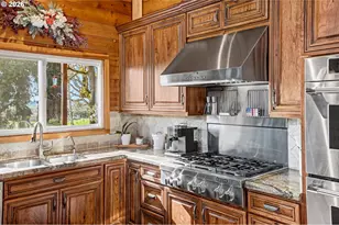 9915 Marquam Cir, Molalla, OR 97038 - Photo 17