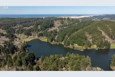 5 Hilltop Dr #1403, Lakeside, OR 97449 - Photo 5