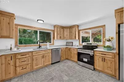 59846 Fairview Rd, Coquille, OR 97423 - Photo 15