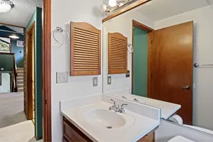 2854 Warren St, Eugene, OR 97405 - Photo 25