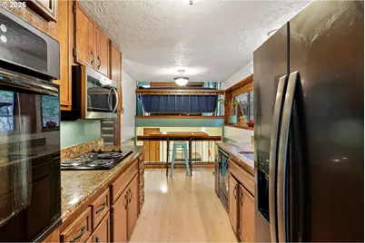 2854 Warren St, Eugene, OR 97405 - Photo 11