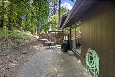 2854 Warren St, Eugene, OR 97405 - Photo 39
