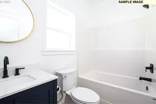 811 Horn, Eugene, OR 97402 - Photo 7
