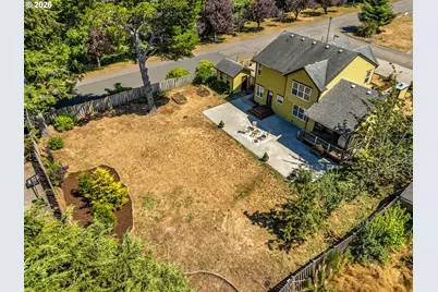 36468 River Point Dr, Astoria, OR 97103 - Photo 33