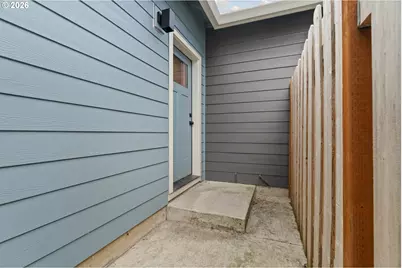 388 NE 91st Ave, Portland, OR 97220 - Photo 25