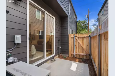 261 N Skidmore St #4, Portland, OR 97217 - Photo 13