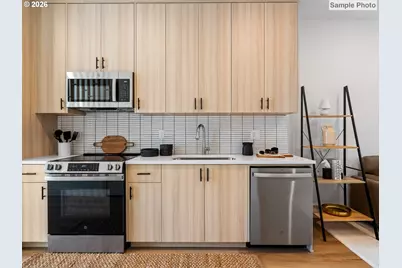 261 N Skidmore St #4, Portland, OR 97217 - Photo 5