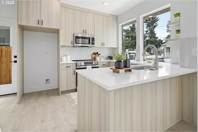 4730 SE 65th Ave, Portland, OR 97206 - Photo 5