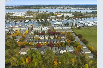 515 NE Suttle Rd, Portland, OR 97211 - Photo 27