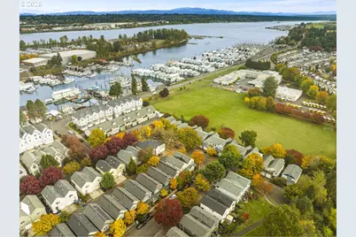 515 NE Suttle Rd, Portland, OR 97211 - Photo 25