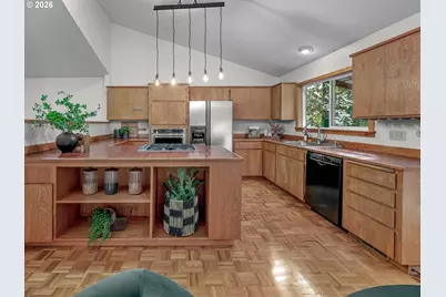 6 Adams Ct, Lake Oswego, OR 97035 - Photo 9