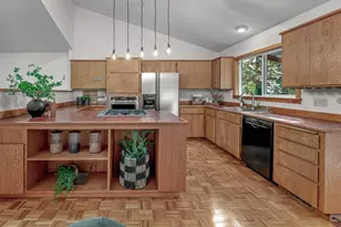 6 Adams Ct, Lake Oswego, OR 97035 - Photo 9