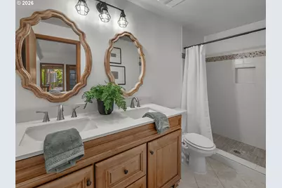 6 Adams Ct, Lake Oswego, OR 97035 - Photo 23