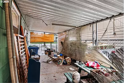 4620 SE 104th Ave, Portland, OR 97266 - Photo 5