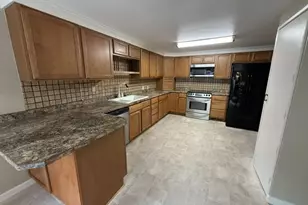 1600 Rhododendron Dr, Florence, OR 97439 - Photo 9