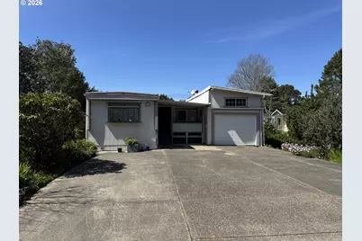 1600 Rhododendron Dr #218, Florence, OR 97439 - Photo 1